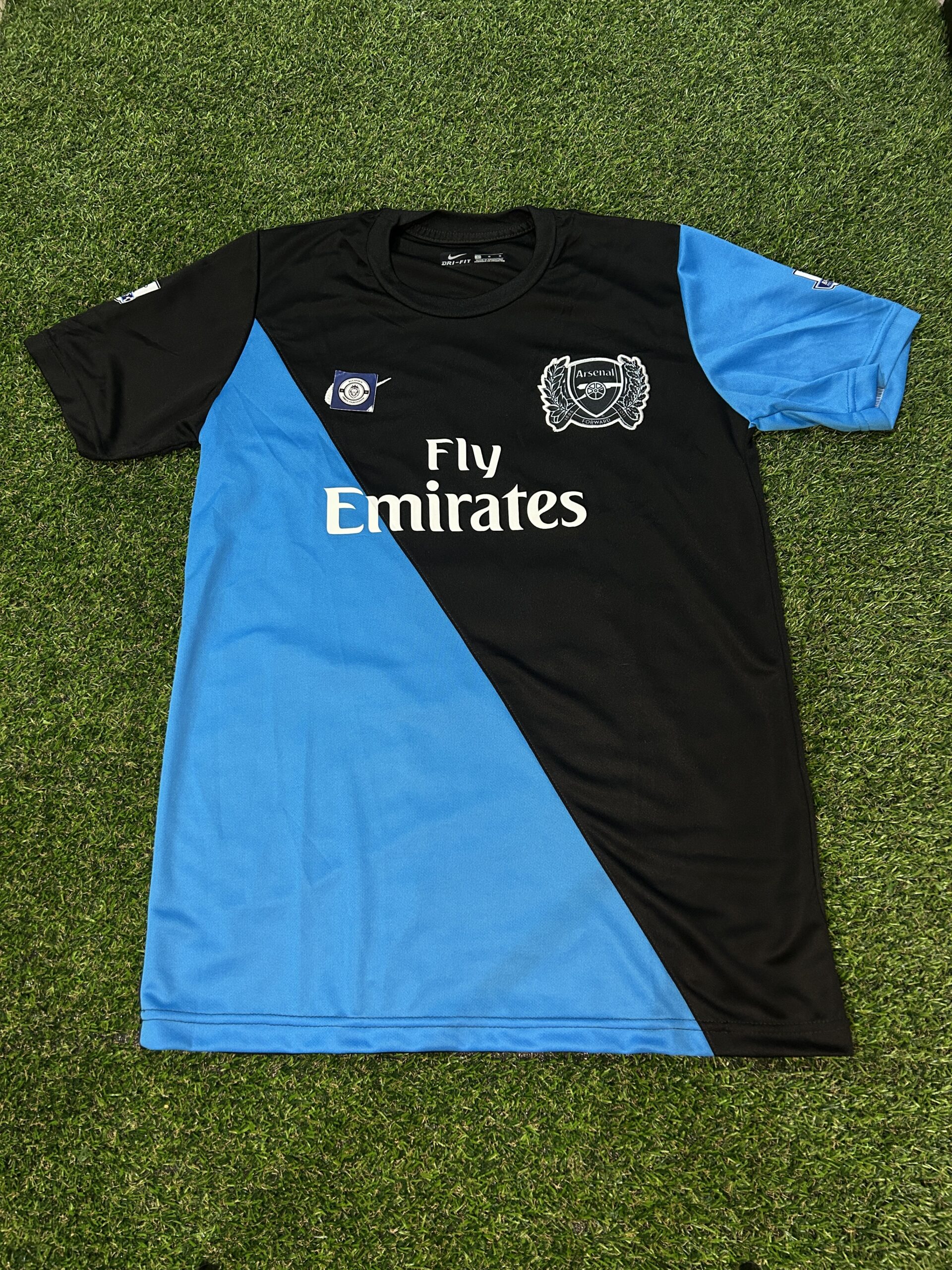 arsenal henry azul